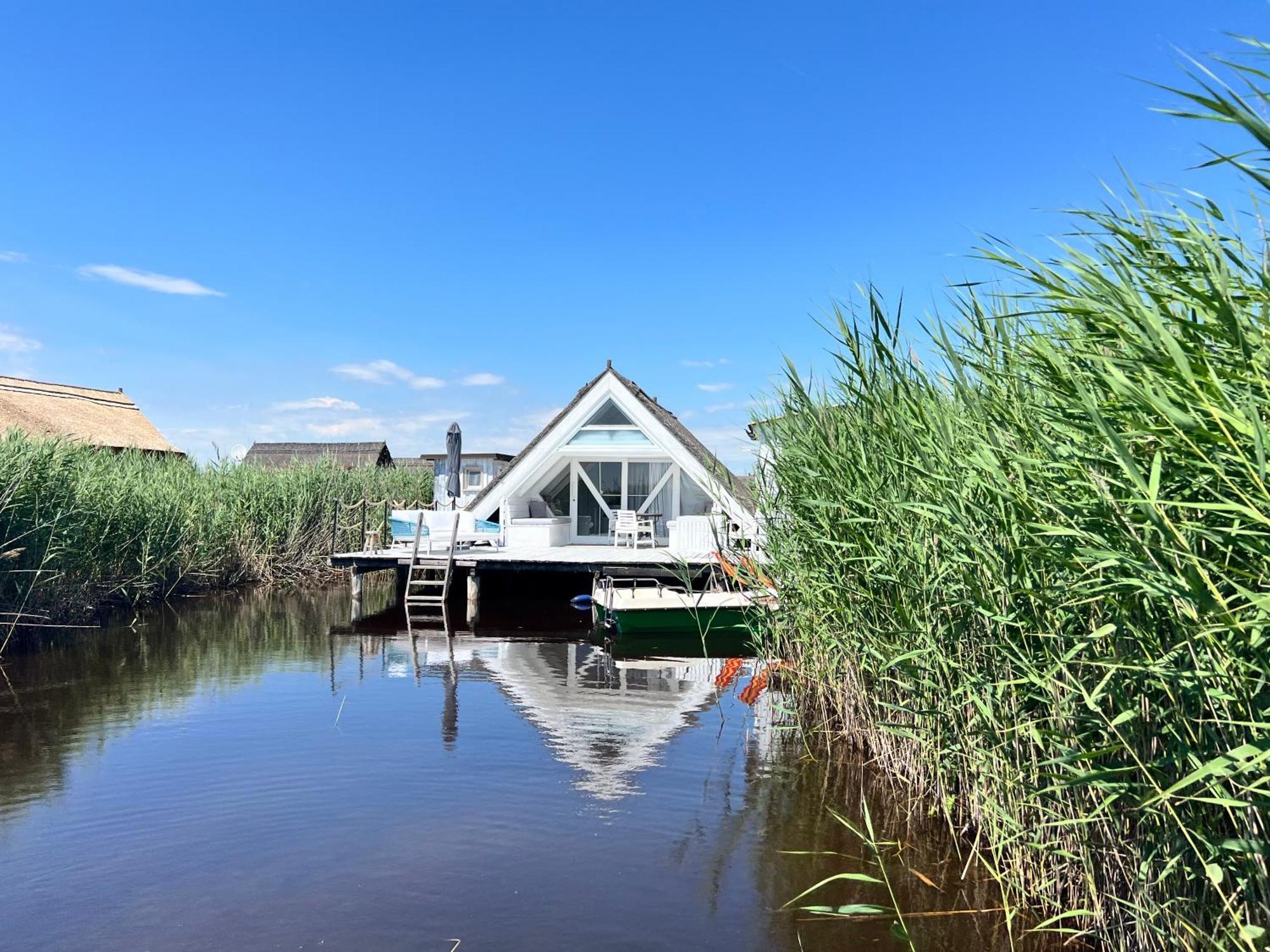 רוסט Seehuette Neusiedlersee - Strandhaus, Elektroboot Inklusive מראה חיצוני תמונה