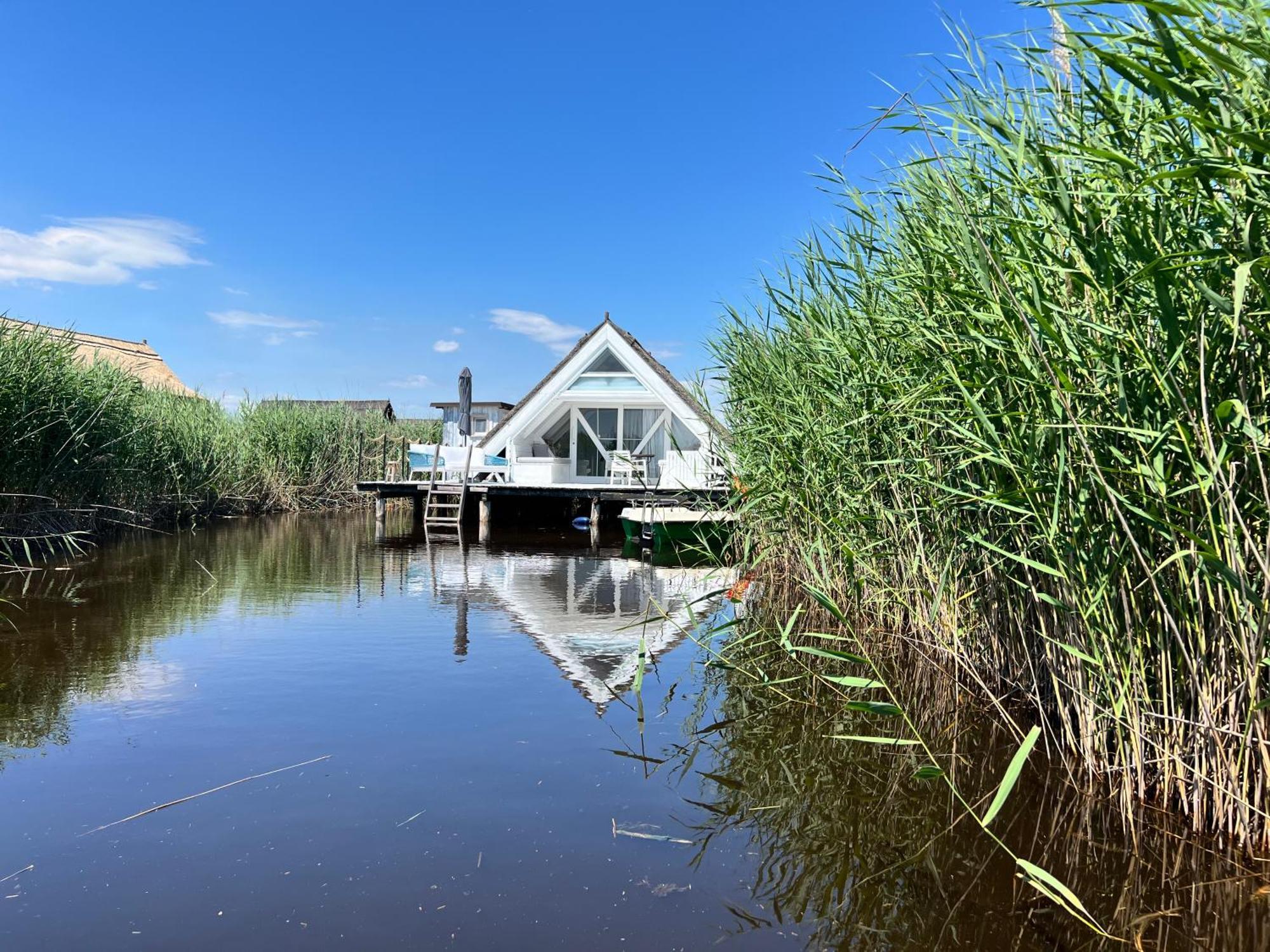 רוסט Seehuette Neusiedlersee - Strandhaus, Elektroboot Inklusive מראה חיצוני תמונה